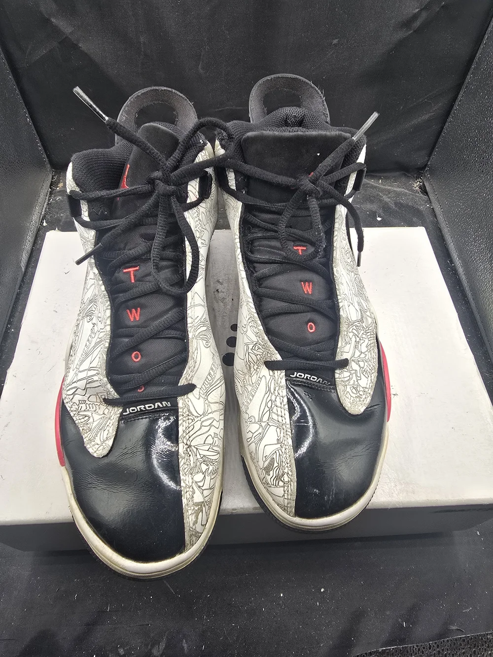 SKU 0351‎ Air Jordan Two-Tone Graphic Sneakers - Black, White, Red